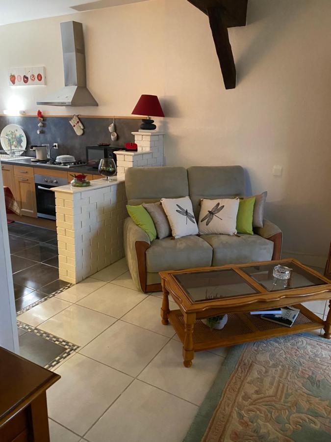 Libellule Villa Carignan Exteriör bild